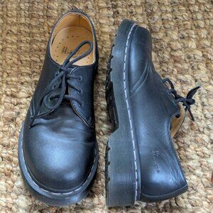 Doc Martens Gibson Oxfords Women's US 8 / UK 6 / EU 39